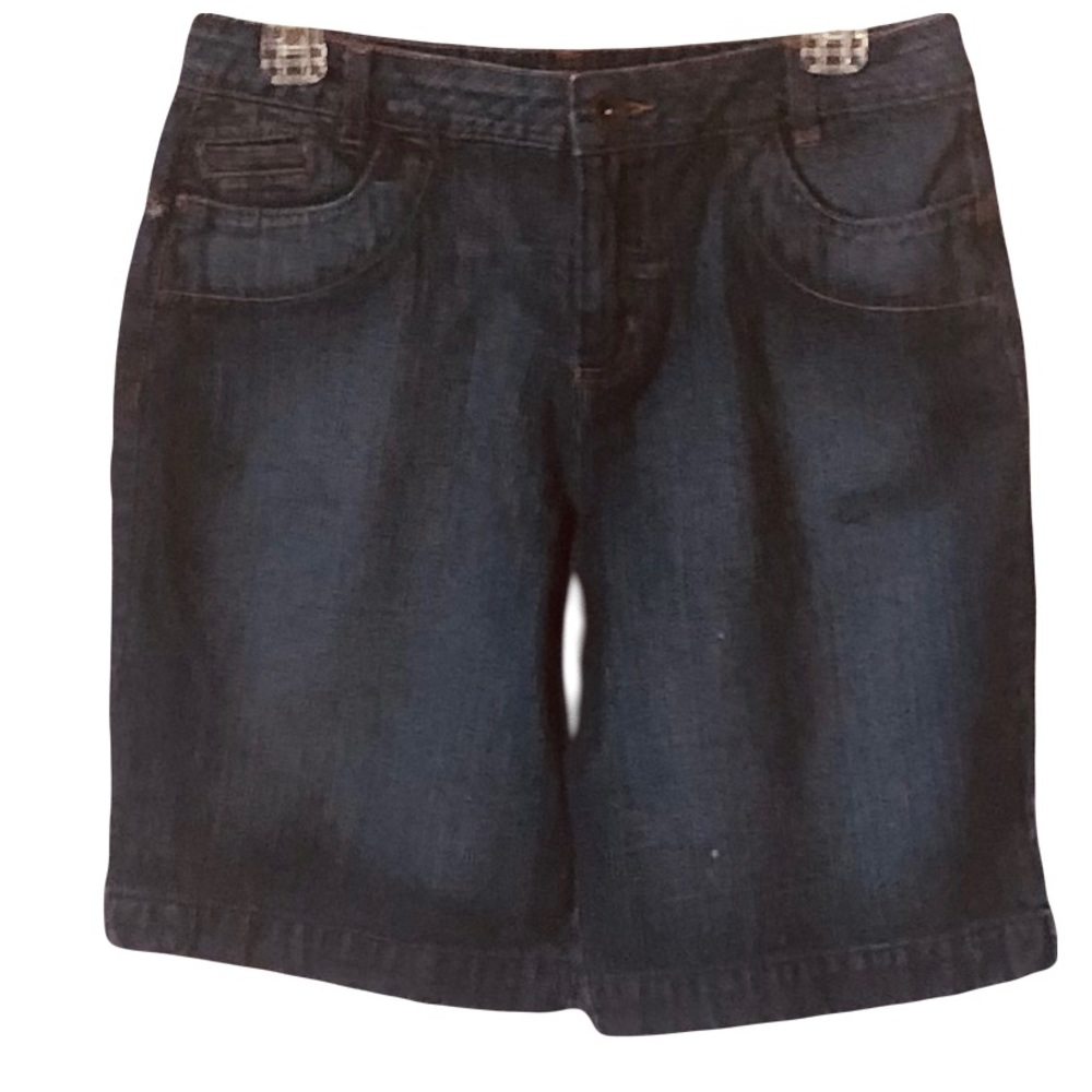 Faded Glory Women’s Dark Wash Blue Denim Bermuda Jean Shorts  Size 6